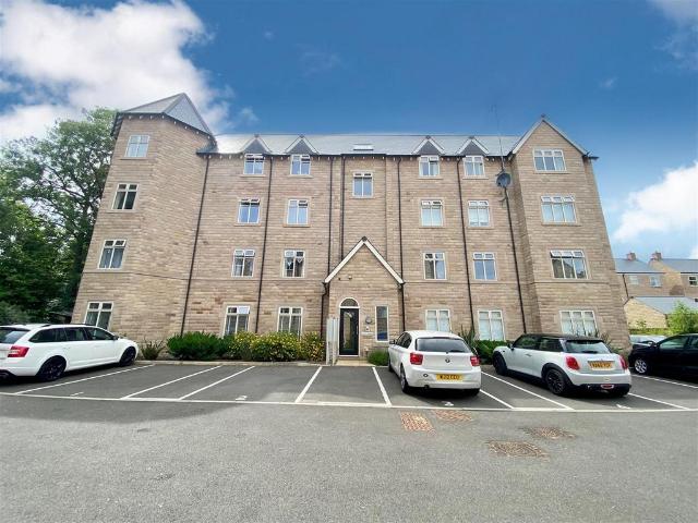 Flat for rent in Broomhill, Isle Of Man