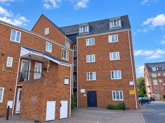Flat for rent in Cauldwell, Bedford