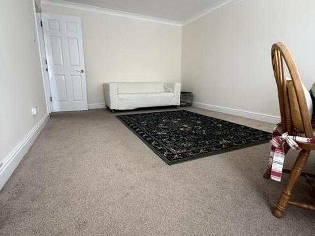 Apartment for rent in London Borough of Hounslow, Spring Grove