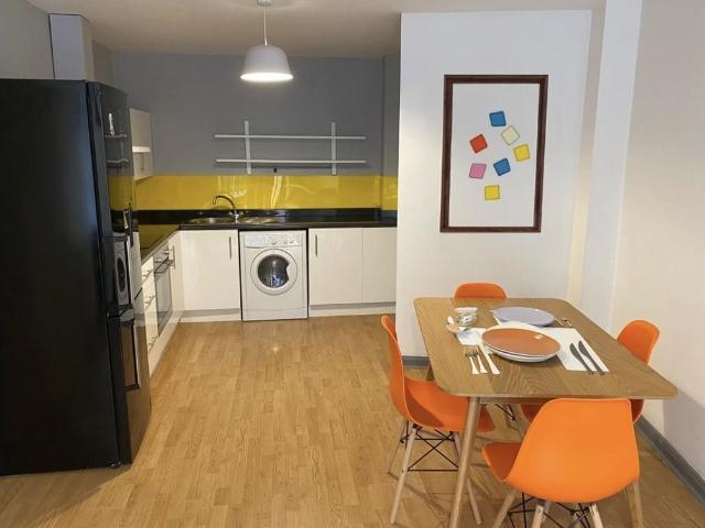 Flat for rent in Bede Island, Old Wharf