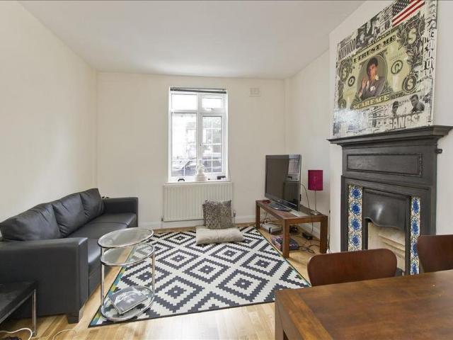 Apartment for rent in London Borough of Hammersmith and Fulham, Greater London