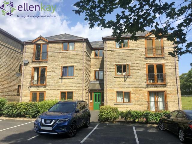 Flat for rent in Lady House, Burnedge