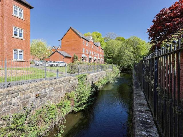 Apartment for rent in Worthington, Wigan