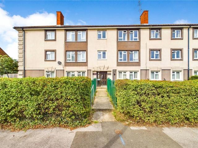 Flat for rent in Reading