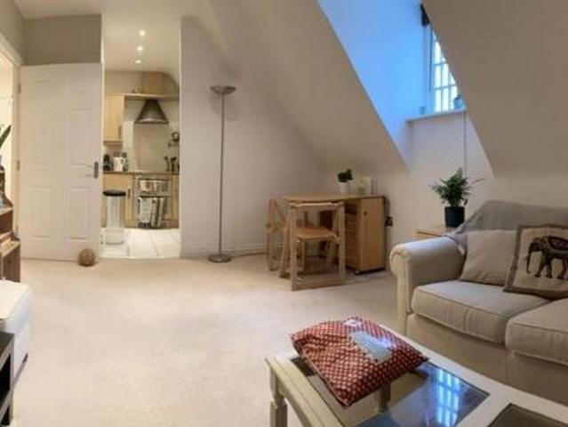 Apartment for rent in Milverton, Green Close