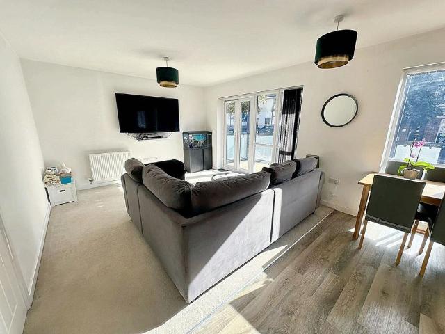 Apartment for rent in Godinton Park, Bridgefield
