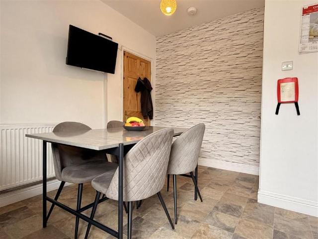 Apartment for rent in Froggatt, East Midlands