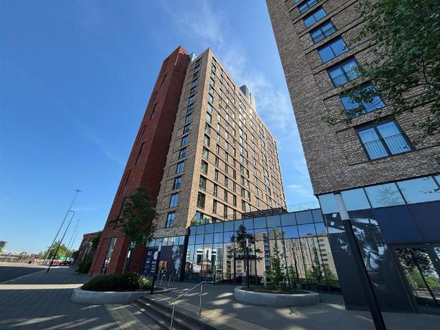 Flat for rent in Wharfside, Trafford Park