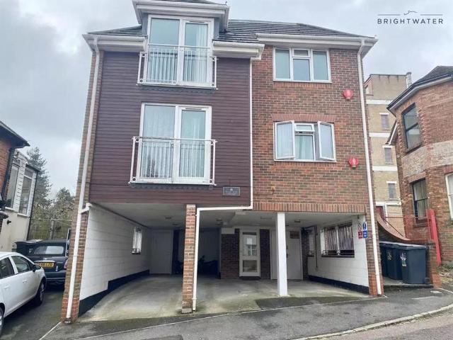 Flat for rent in Bournemouth