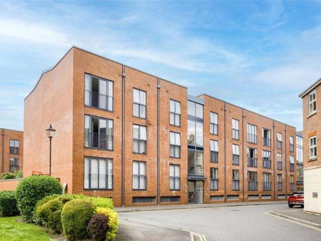 Flat for rent in Solihull, Dickens Heath