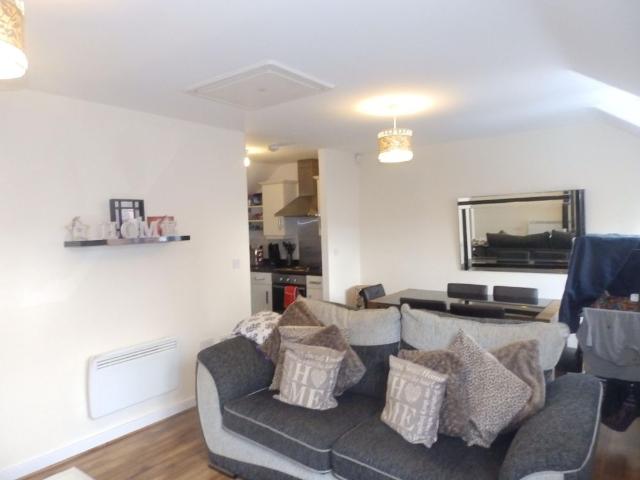 Apartment for rent in Thorpe, West Yorkshire