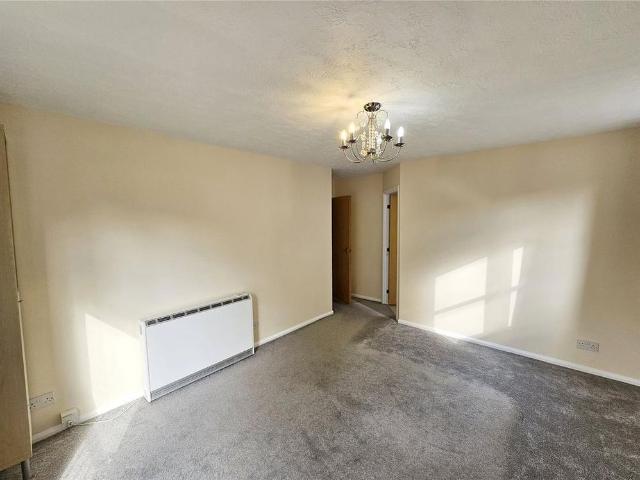 Apartment for rent in Maidenbower, Crawley