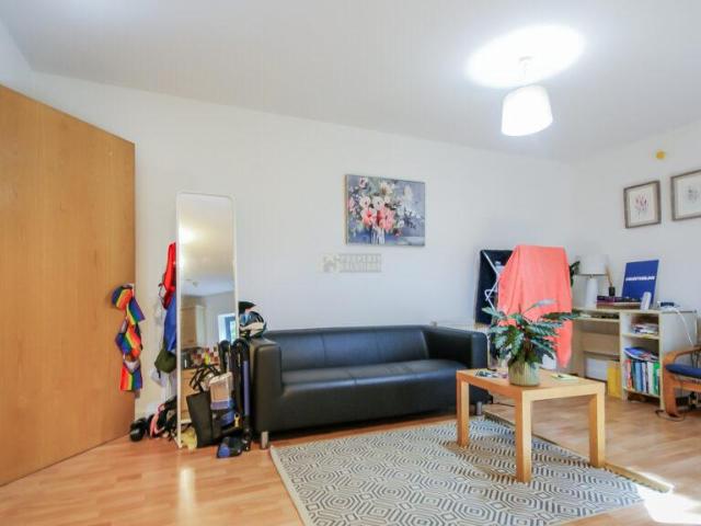 Flat for rent in Bournbrook, West Midlands