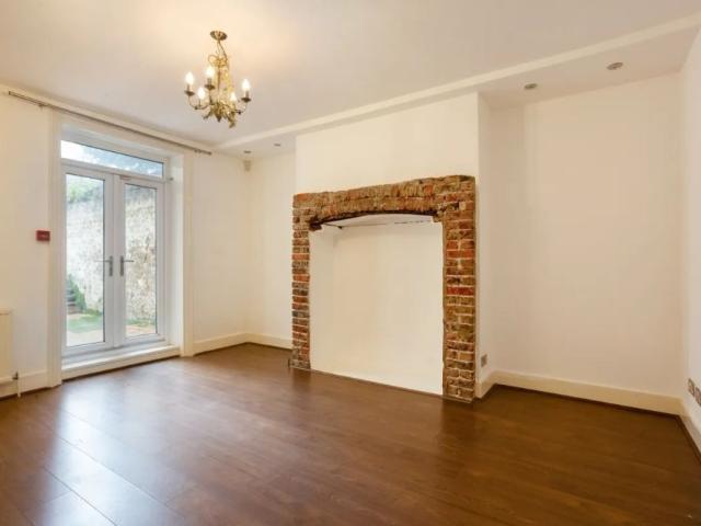 Apartment for rent in Queen's Park, Brighton & Hove