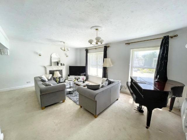Apartment for rent in London Borough of Croydon, Addiscombe