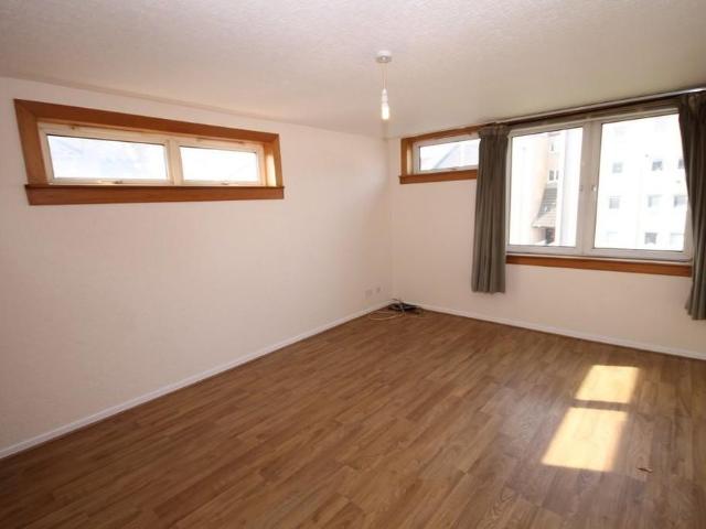 Apartment for rent in Wallacetown, Scotland