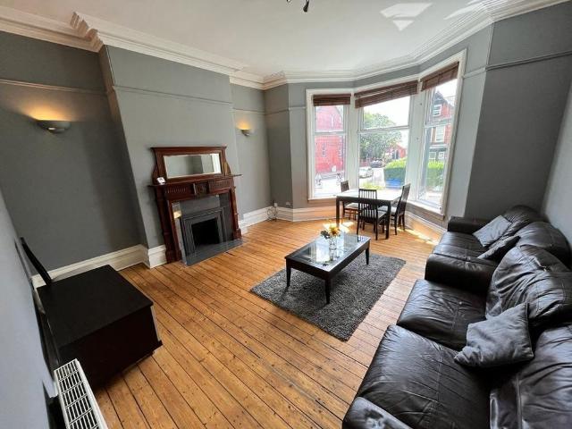 Apartment for rent in Headingley Hill, Headingley