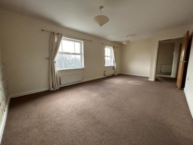 Apartment for rent in Golden Hill, Firbank