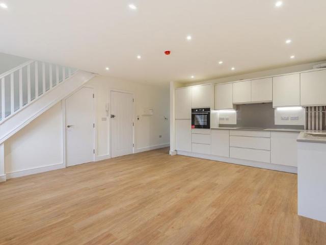 Apartment for rent in New Town, Horsham