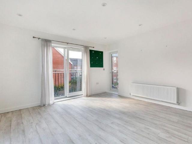Apartment for rent in The Butts, Kent