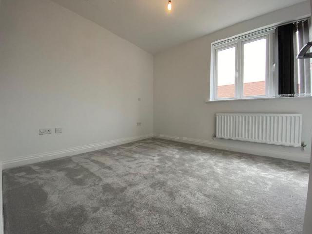 Apartment for rent in Red Hill, Worcestershire
