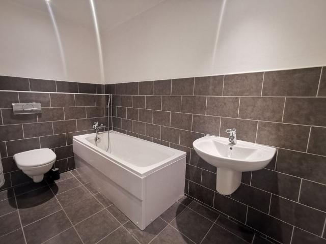 Apartment for rent in Dewsbury, Eightlands