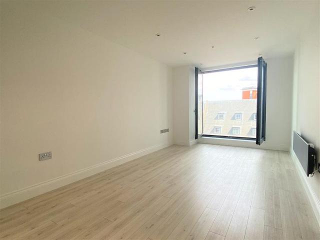 Apartment for rent in Key Street, Suffolk