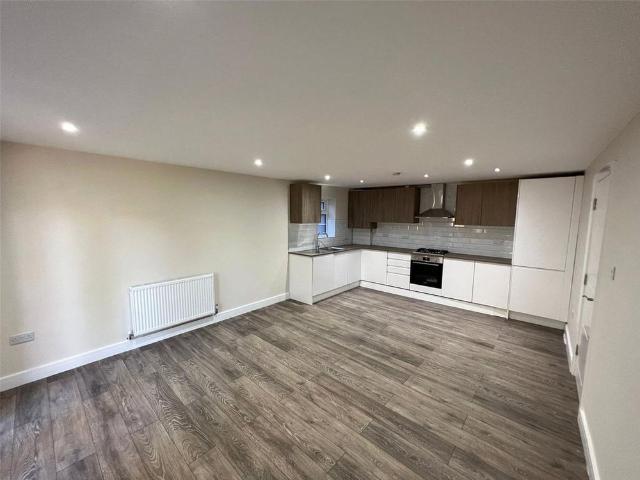 Apartment for rent in Ickenham, Greater London