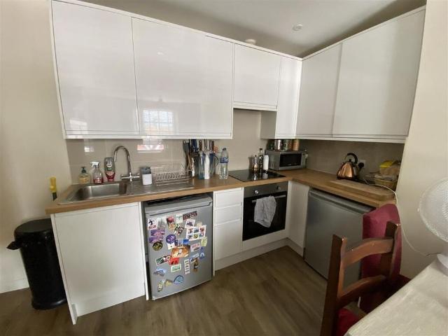 Apartment for rent in Eastbourne, East Sussex