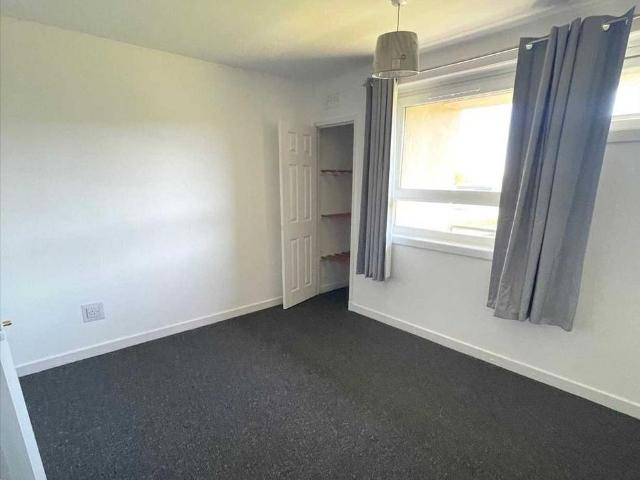 Apartment for rent in Craigend, Scotland