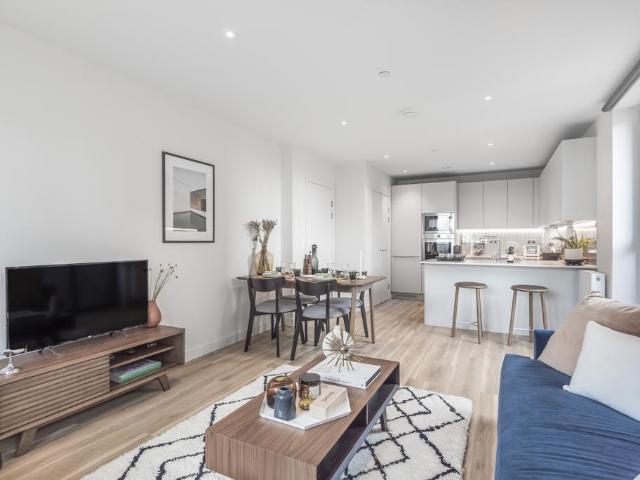 Flat for rent in London Borough of Croydon, Greater London
