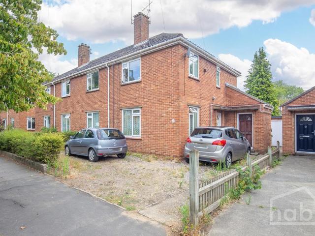 Flat for rent in Earlham Rise, East Bank