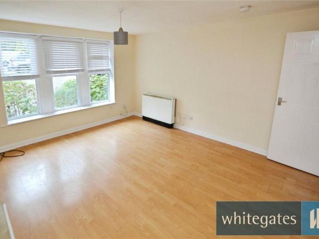 Apartment for rent in Beeston Park Side, Leeds