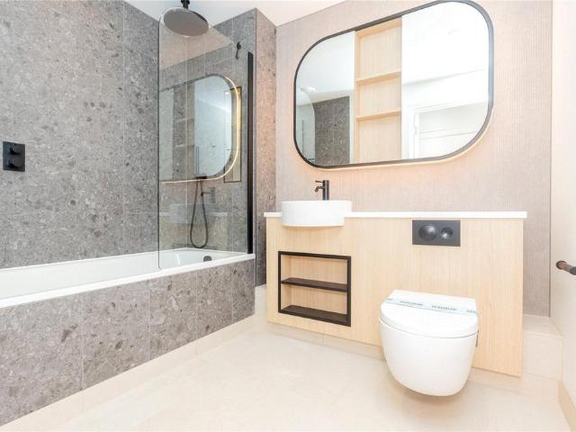 Flat for rent in West Hendon, The Hyde