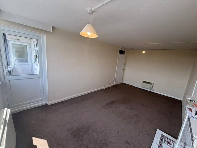 Apartment for rent in Compton Acres, Barton In Fabis