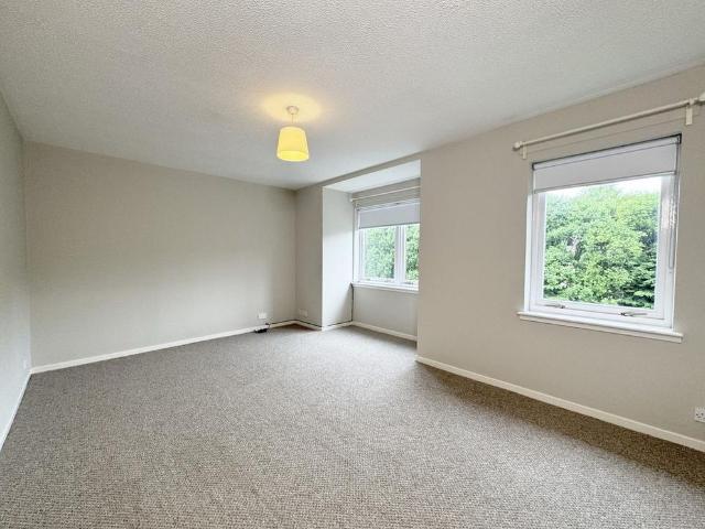 Apartment for rent in Blawarthill, Yoker