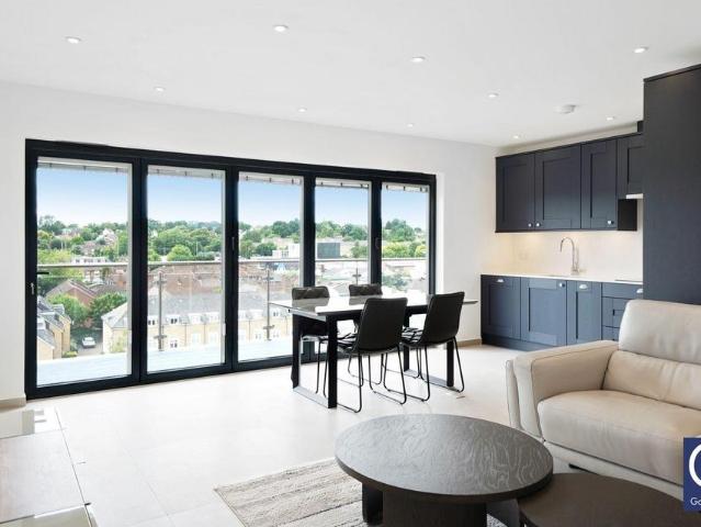 Flat for rent in New Barnet, Isle Of Man