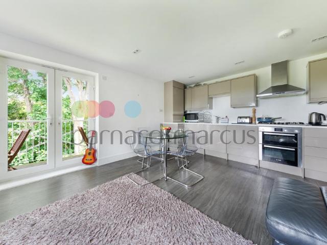 Flat for rent in London Borough of Croydon, Sanderstead