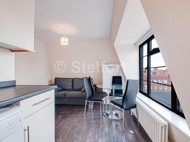 Flat for rent in Somers Town, Greater London