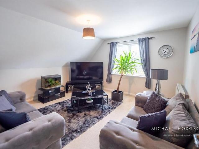 Apartment for rent in Hill View, Sunderland