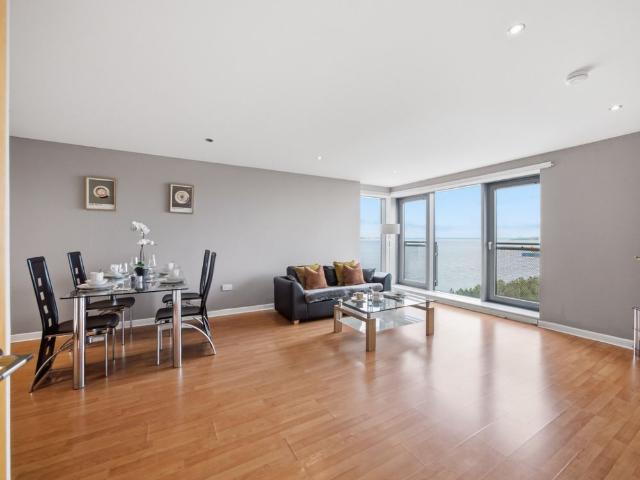 Apartment for rent in Newhaven, Leith