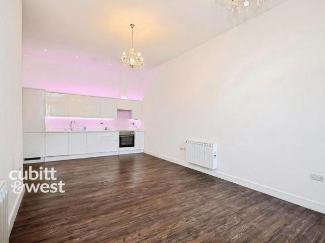 Apartment for rent in West Worthing, Worthing