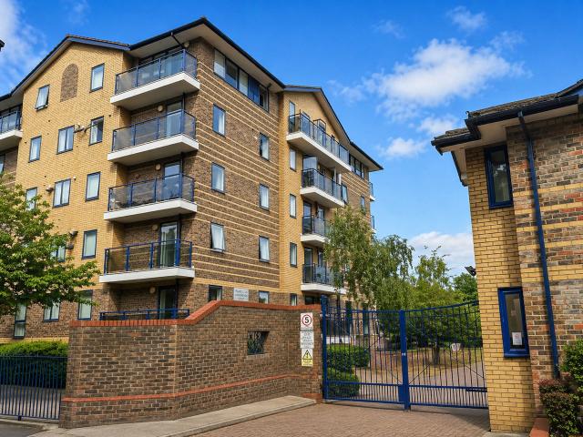 Apartment for rent in London Borough of Croydon, Shirley