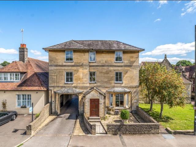 Flat for rent in Chesterton, Fossebridge