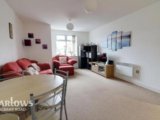 Apartment for rent in Falcon Lodge, Wales