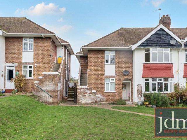 Flat for rent in Shortlands, Greater London