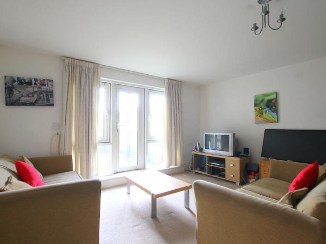 Apartment for rent in London Borough of Merton, South Wimbledon