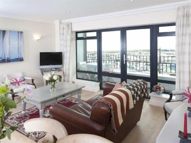 Apartment for rent in East Cliff, Acol