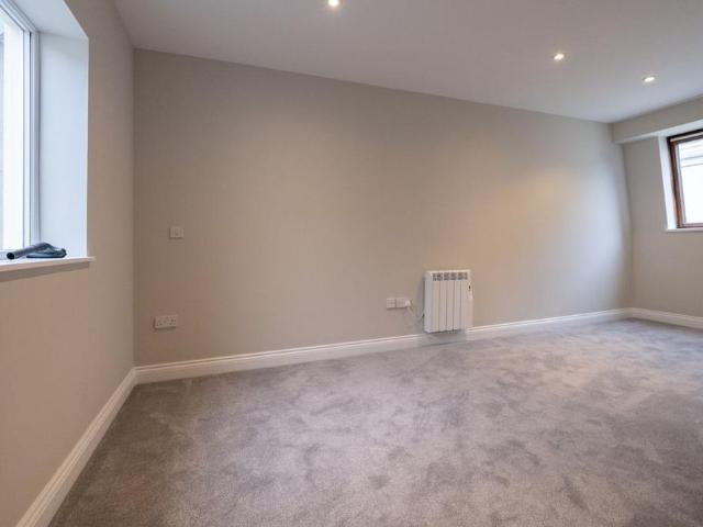 Apartment for rent in St Helier, Greater London