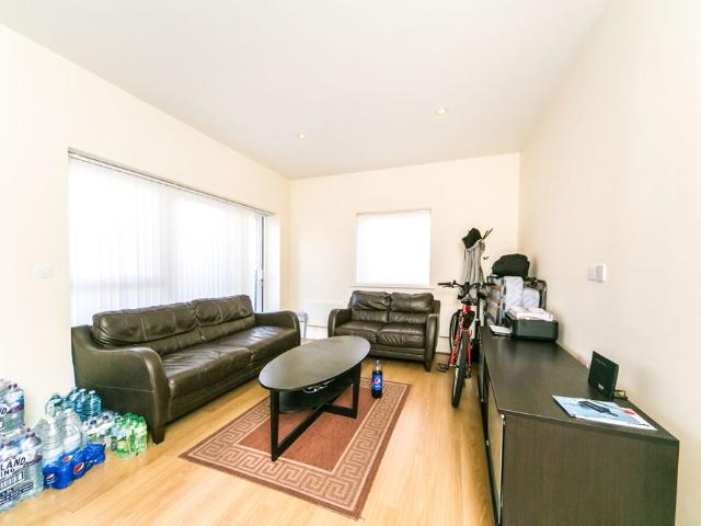Apartment for rent in Whitley, Reading
